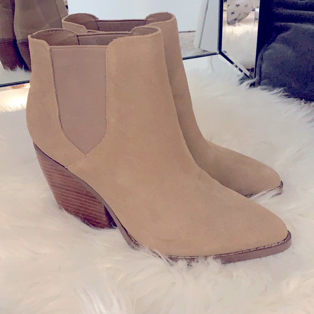 BP ankle booties